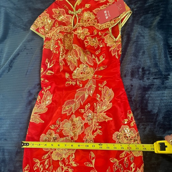Chinese Cheongsam - Formal Red and Gold Embroidered Qipao - Picture 9 of 12